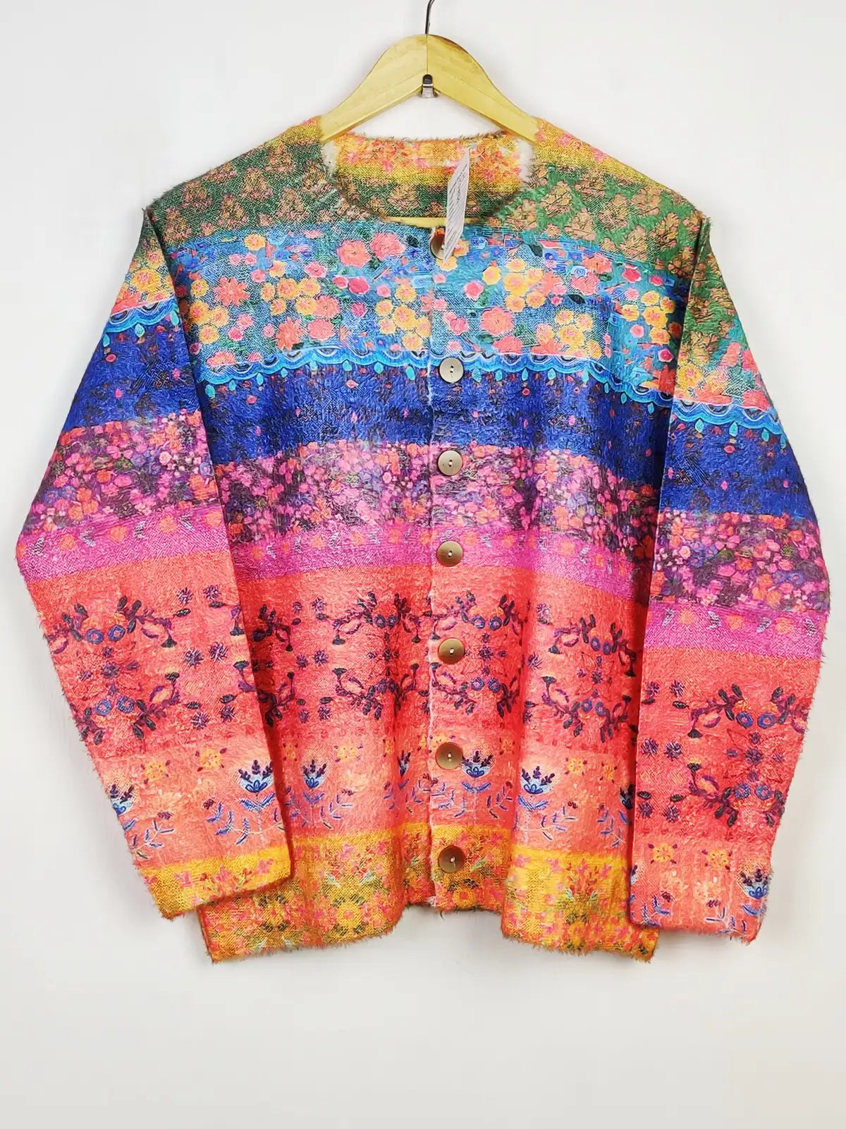 Buy online pre-used pre-loved 100% authentic & Original branded Unknown Brand (LS-13170) available in Pakistan. Top international brands avilable.