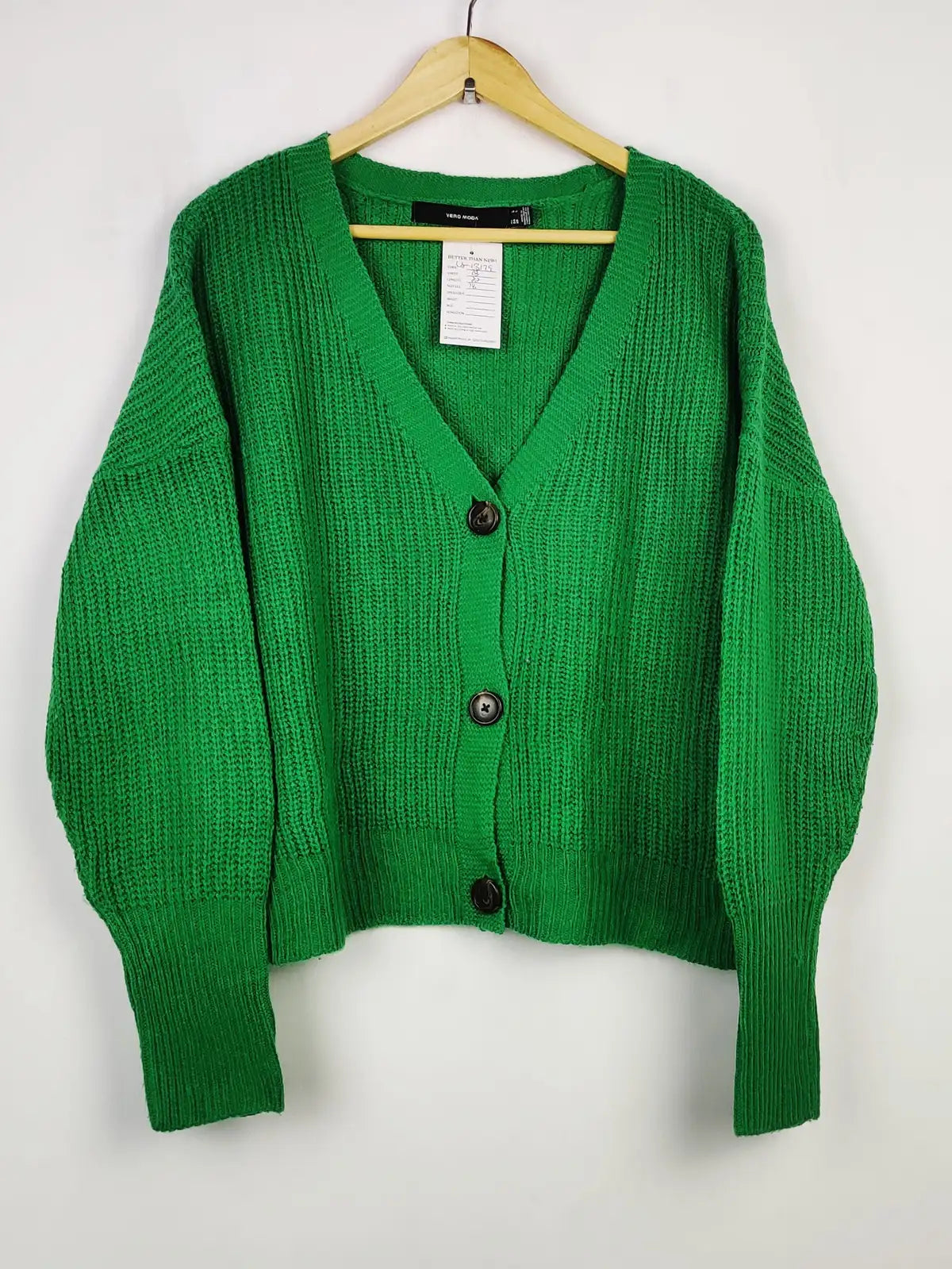 Buy online pre-used pre-loved 100% authentic & Original branded Vero Moda (LS-13179) available in Pakistan. Top international brands avilable.