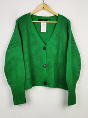 Buy online pre-used pre-loved 100% authentic & Original branded Vero Moda (LS-13179) available in Pakistan. Top international brands avilable.