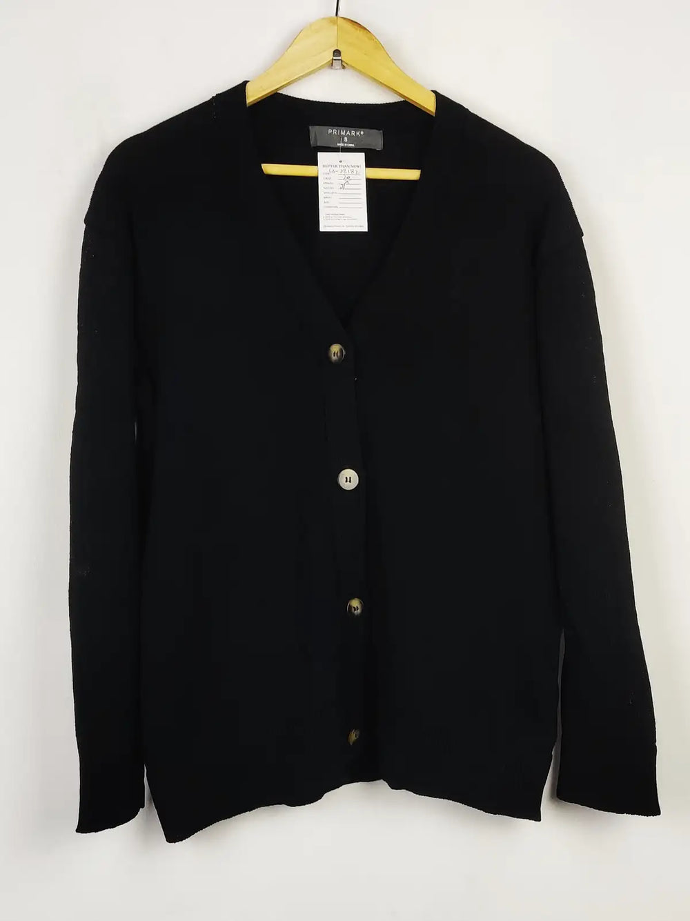 Buy online pre-used pre-loved 100% authentic & Original branded Primark (LS-13182) available in Pakistan. Top international brands avilable.