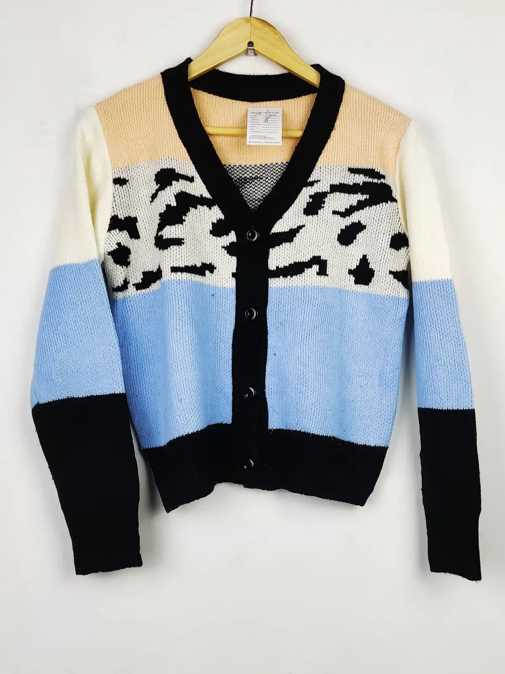 Buy online pre-used pre-loved 100% authentic & Original branded Emery Rose (LS-13191) available in Pakistan. Top international brands avilable.