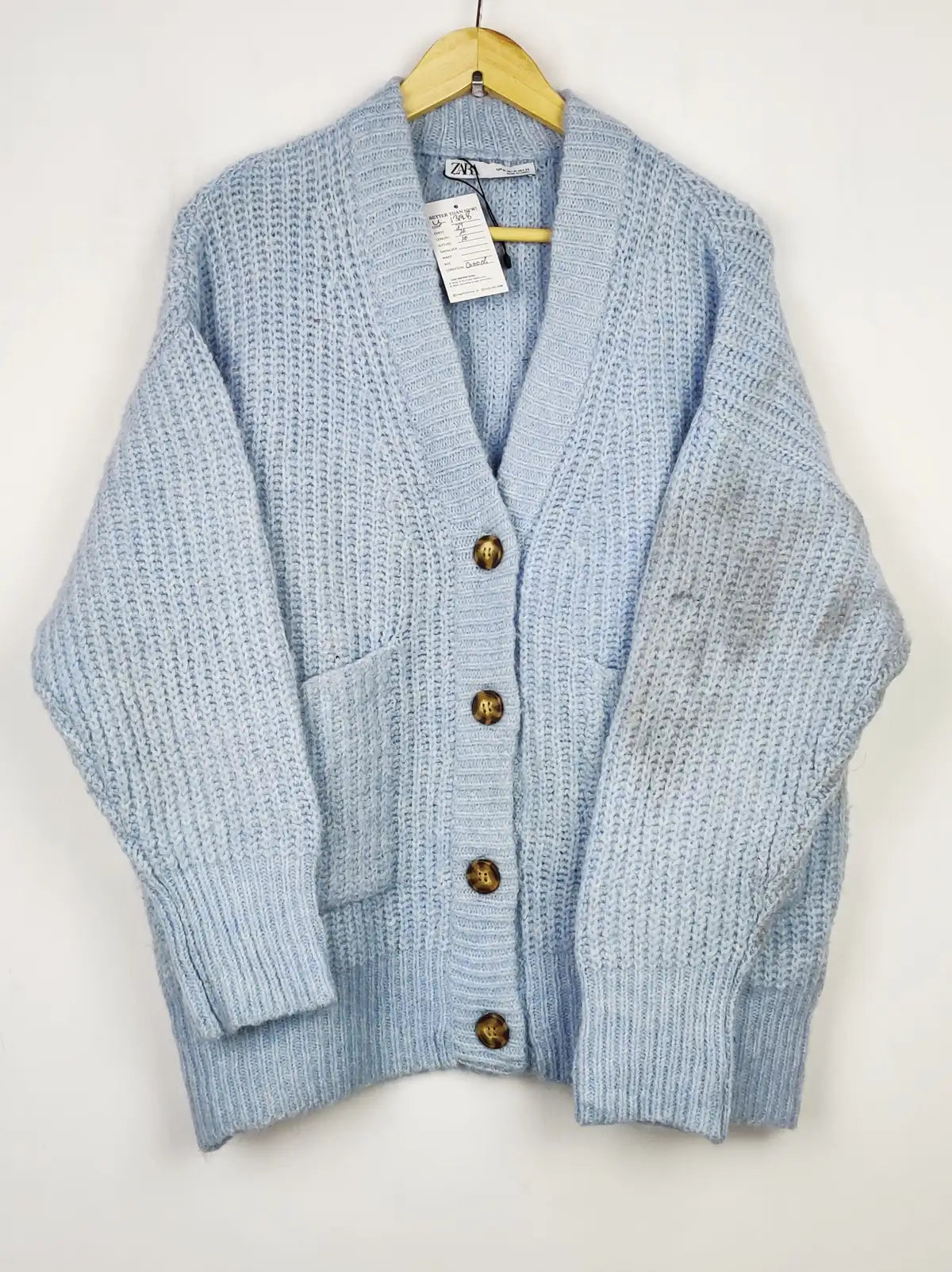 Buy online pre-used pre-loved 100% authentic & Original branded Zara (LS-13198) available in Pakistan. Top international brands avilable.