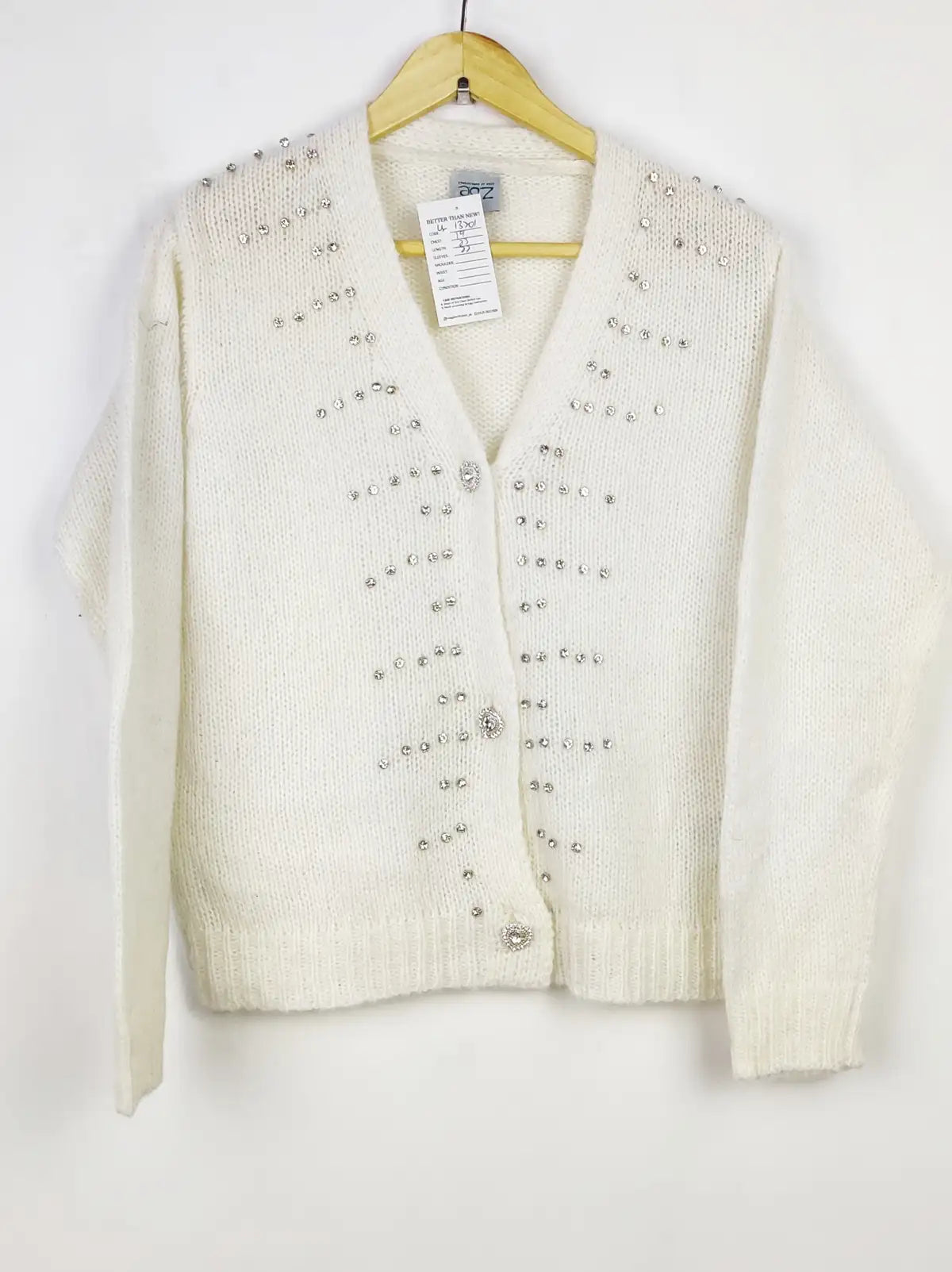 Buy online pre-used pre-loved 100% authentic & Original branded Zoe (LS-13201) available in Pakistan. Top international brands avilable.