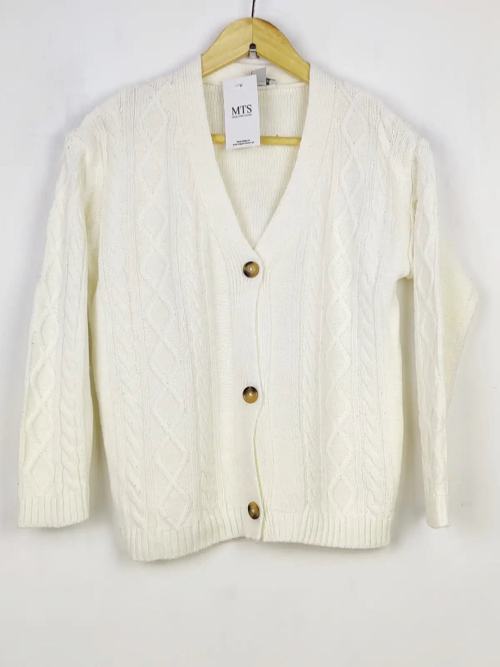 Buy online pre-used pre-loved 100% authentic & Original branded Primark (LS-13209) available in Pakistan. Top international brands avilable.