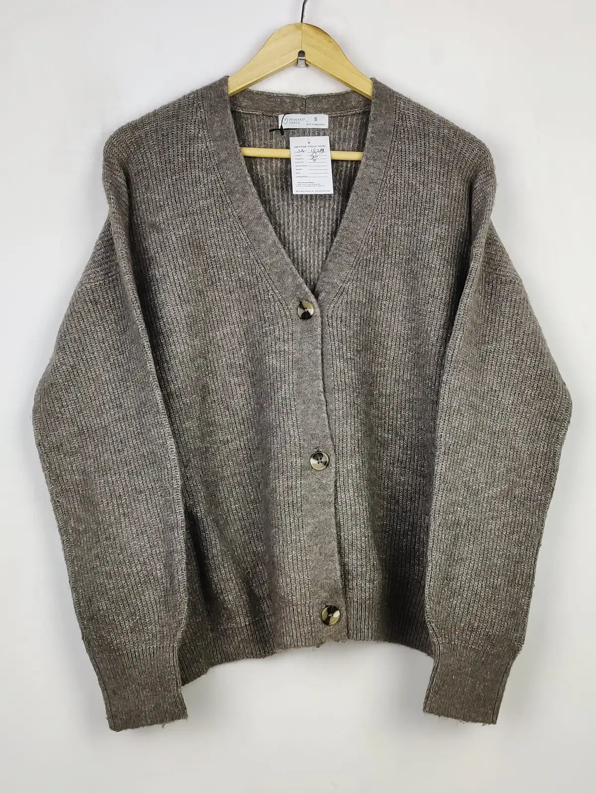 Buy online pre-used pre-loved 100% authentic & Original branded Primark (LS-13214) available in Pakistan. Top international brands avilable.