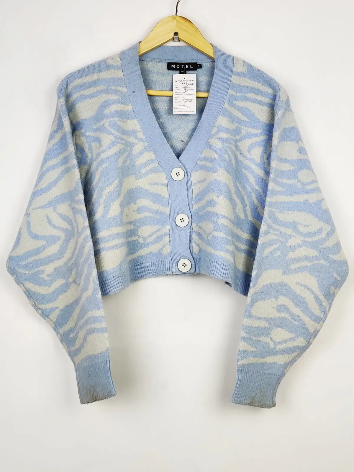 Buy online pre-used pre-loved 100% authentic & Original branded Motel (LS-13220) available in Pakistan. Top international brands avilable.