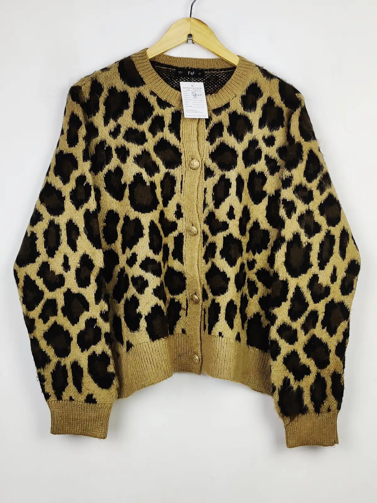 Buy online pre-used pre-loved 100% authentic & Original branded F&F (LS-13264) available in Pakistan. Top international brands avilable.