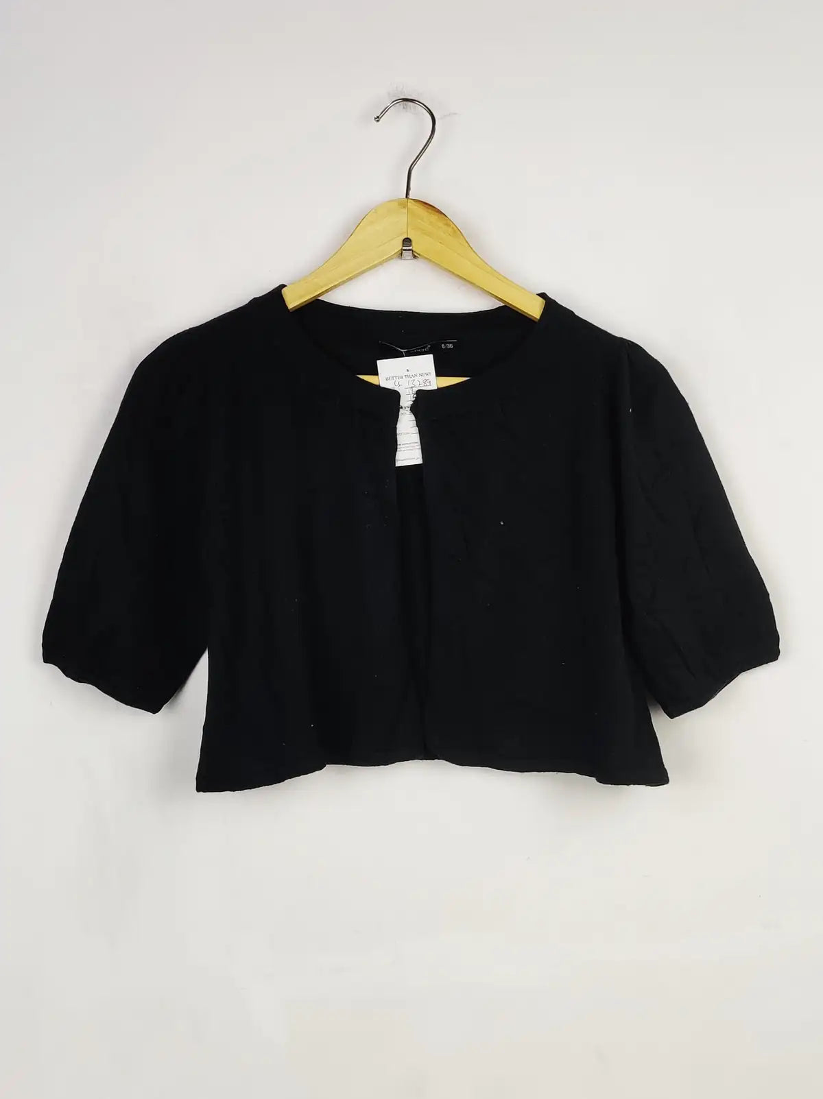 Buy online pre-used pre-loved 100% authentic & Original branded Atmosphere (LS-13289) available in Pakistan. Top international brands avilable.