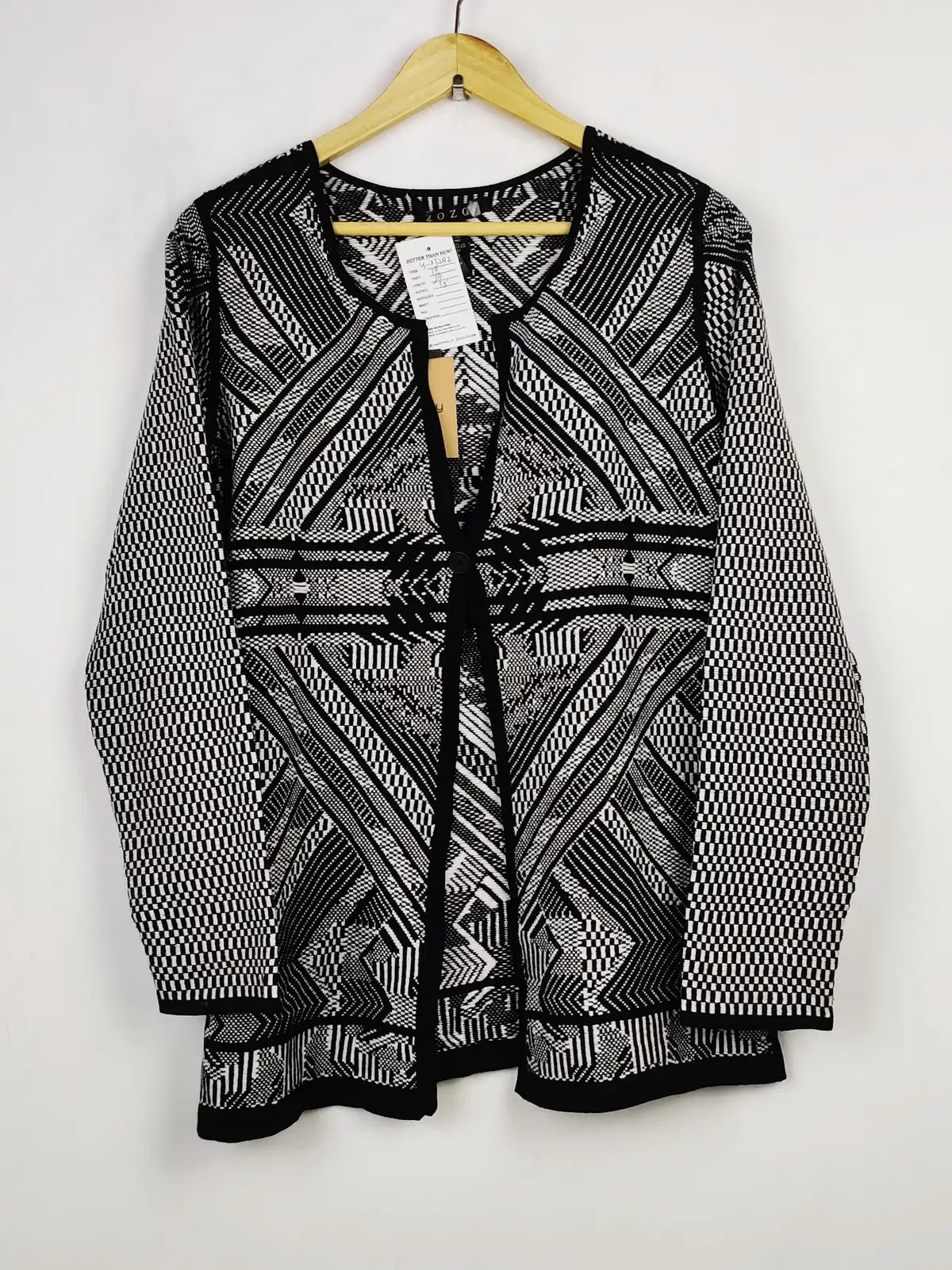 Buy online pre-used pre-loved 100% authentic & Original branded Zozo (LS-13292) available in Pakistan. Top international brands avilable.