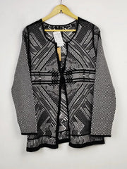 Buy online pre-used pre-loved 100% authentic & Original branded Zozo (LS-13292) available in Pakistan. Top international brands avilable.