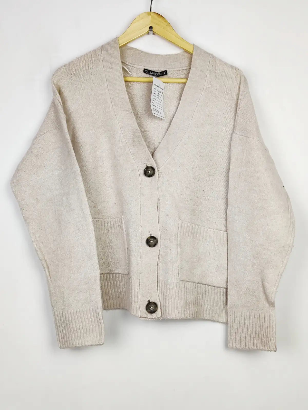 Buy online pre-used pre-loved 100% authentic & Original branded Dunnes Stores (LS-13328) available in Pakistan. Top international brands avilable.