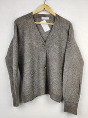 Buy online pre-used pre-loved 100% authentic & Original branded Primark (LS-13342) available in Pakistan. Top international brands avilable.