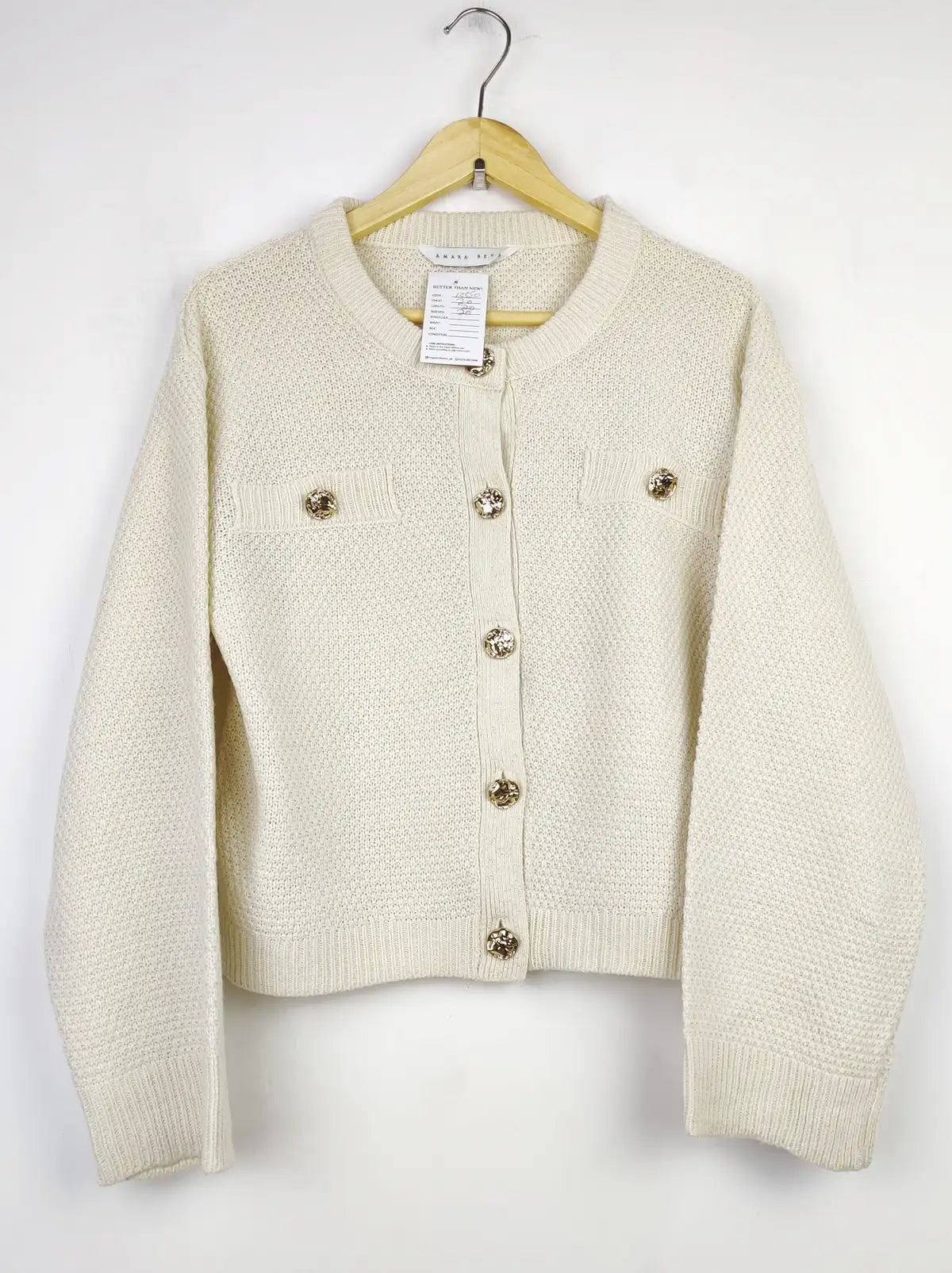 Buy online pre-used pre-loved 100% authentic & Original branded Amara Reya (LS-13350) available in Pakistan. Top international brands avilable.