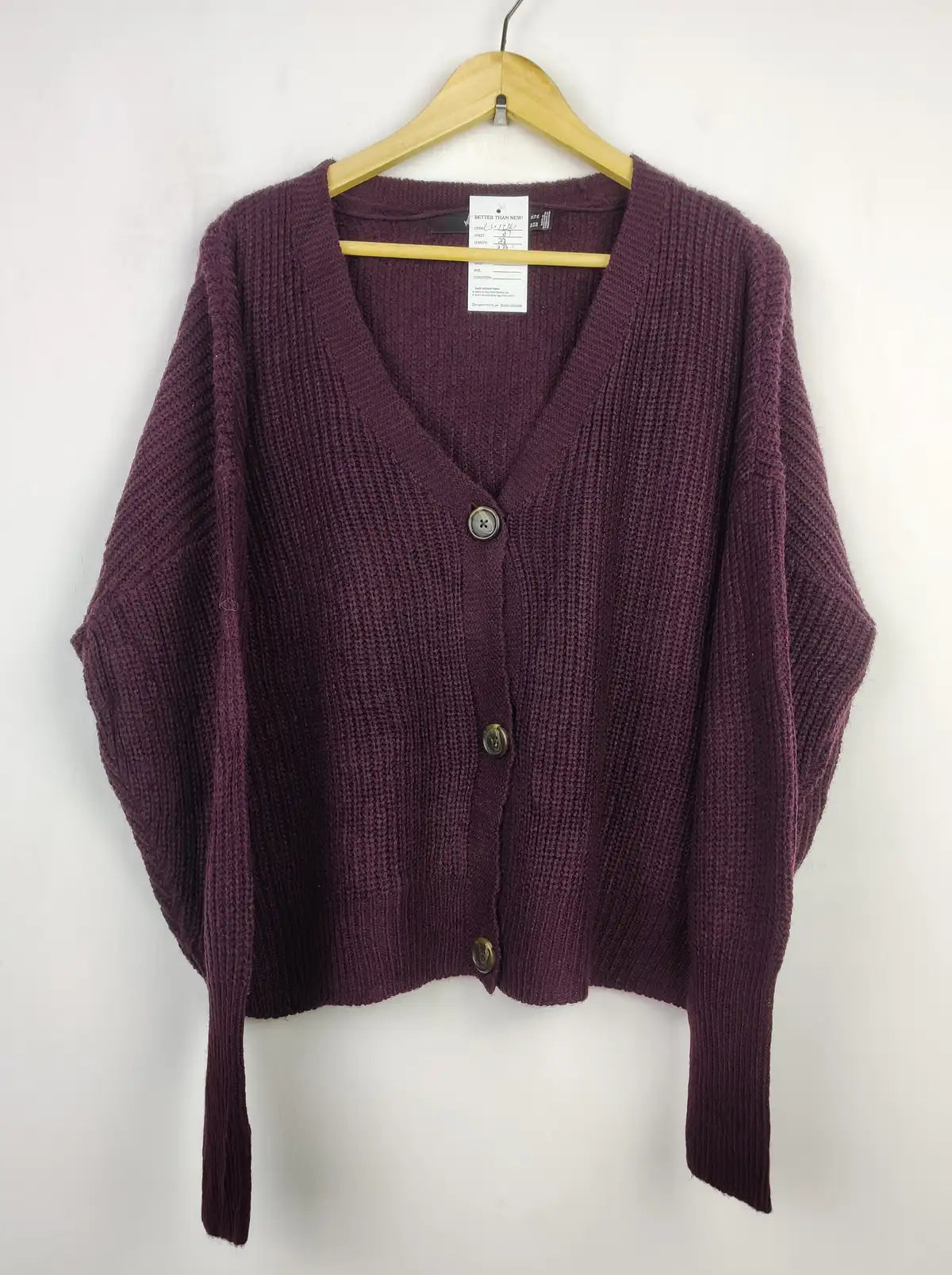 Buy online pre-used pre-loved 100% authentic & Original branded Vero Moda (LS-13361) available in Pakistan. Top international brands avilable.