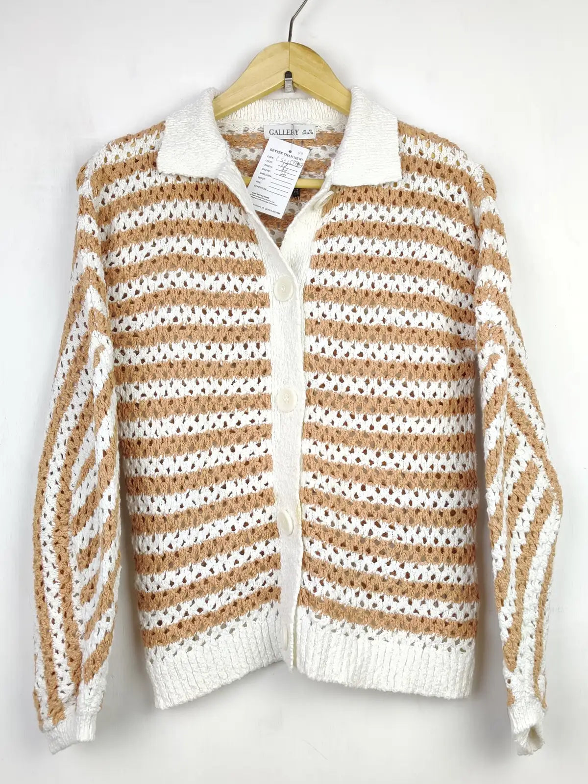 Buy online pre-used pre-loved 100% authentic & Original branded Gallery (LS-13397) available in Pakistan. Top international brands avilable.