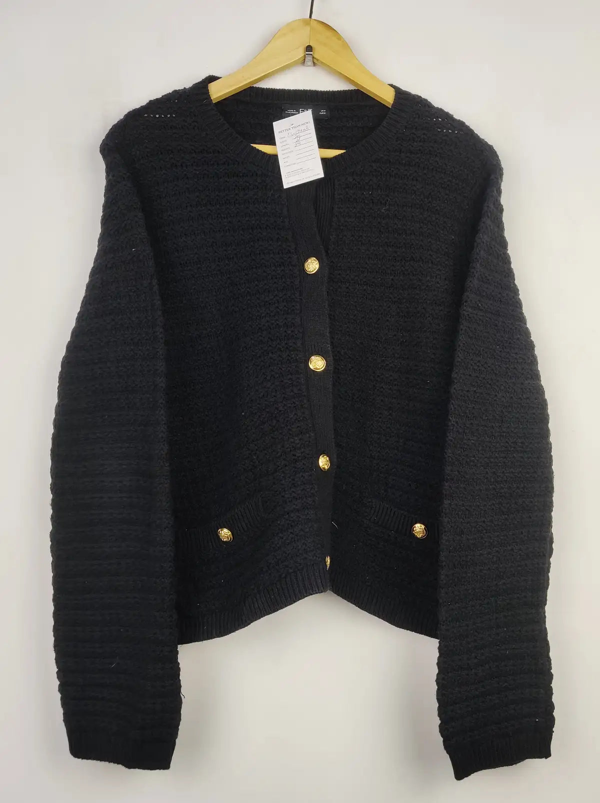 Buy online pre-used pre-loved 100% authentic & Original branded F&F (LS-13408) available in Pakistan. Top international brands avilable.