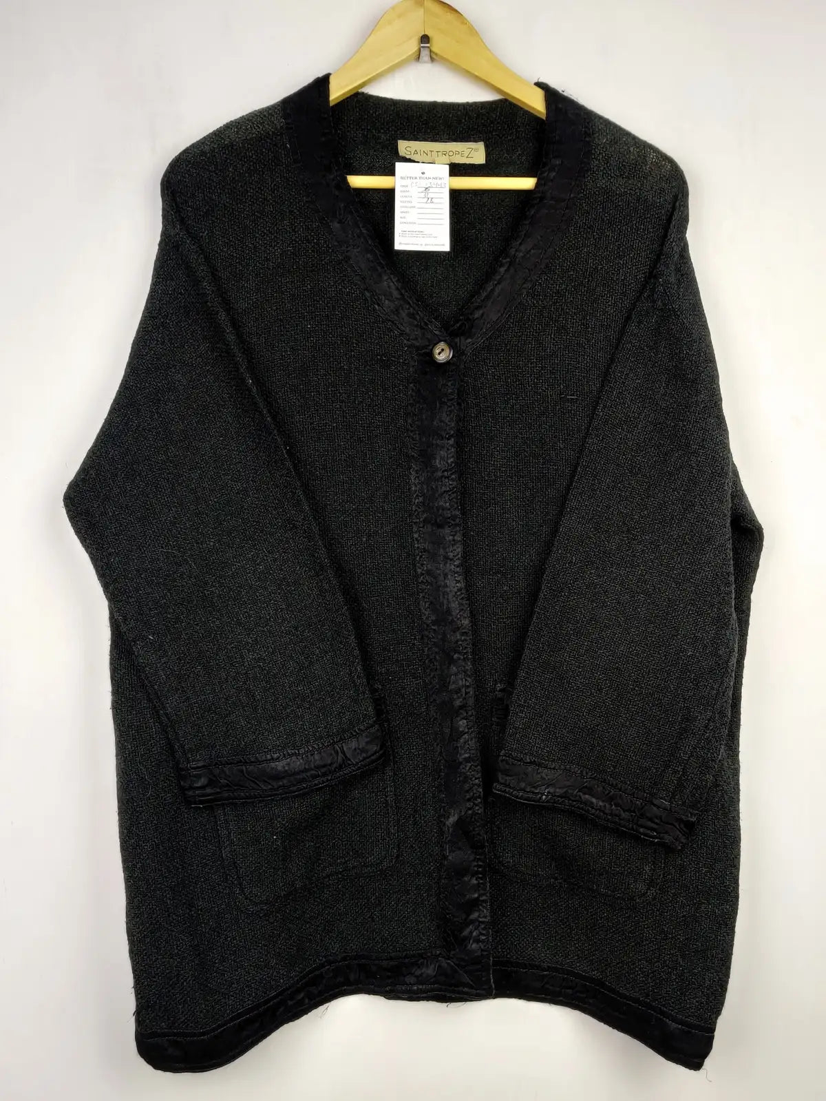 Buy online pre-used pre-loved 100% authentic & Original branded Saint Tropez (LS-13443) available in Pakistan. Top international brands avilable.