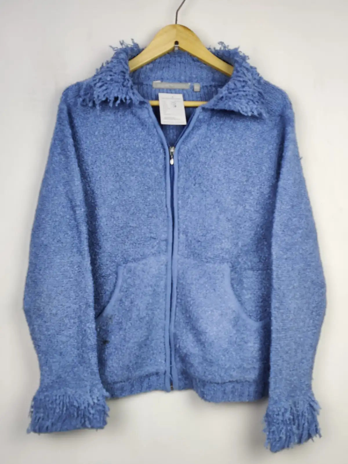 Buy online pre-used pre-loved 100% authentic & Original branded Elizabeth Scott (LS-13446) available in Pakistan. Top international brands avilable.