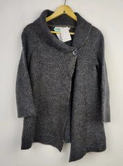 Buy online pre-used pre-loved 100% authentic & Original branded Max Studio (LS-13451) available in Pakistan. Top international brands avilable.