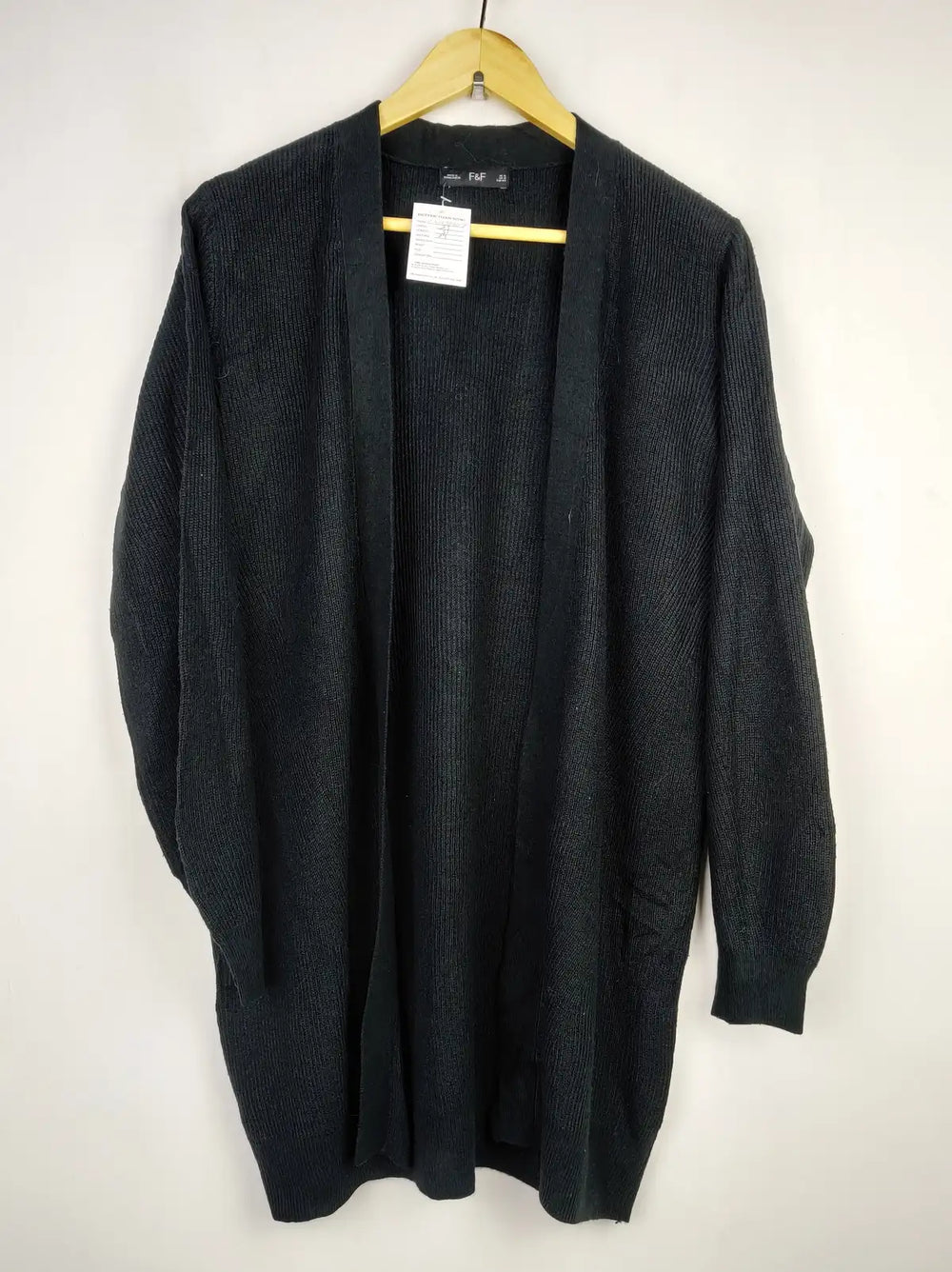 Buy online pre-used pre-loved 100% authentic & Original branded F&F (LS-13467) available in Pakistan. Top international brands avilable.