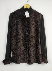 Buy online pre-used pre-loved 100% authentic & Original branded Kim&Co. (LS-13476) available in Pakistan. Top international brands avilable.