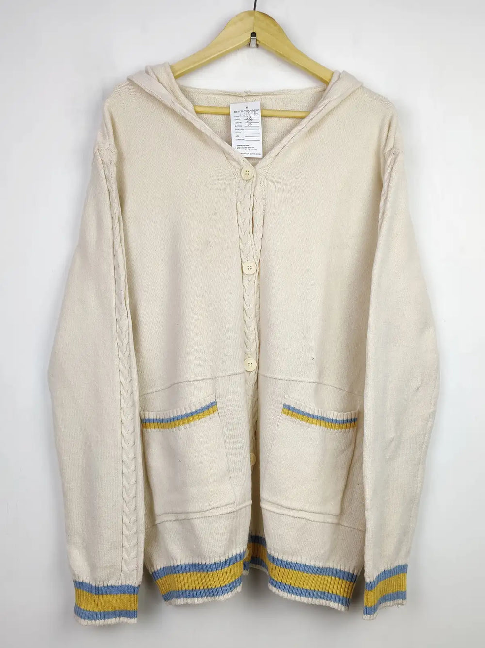 Buy online pre-used pre-loved 100% authentic & Original branded Unknown Brand (LS-13478) available in Pakistan. Top international brands avilable.