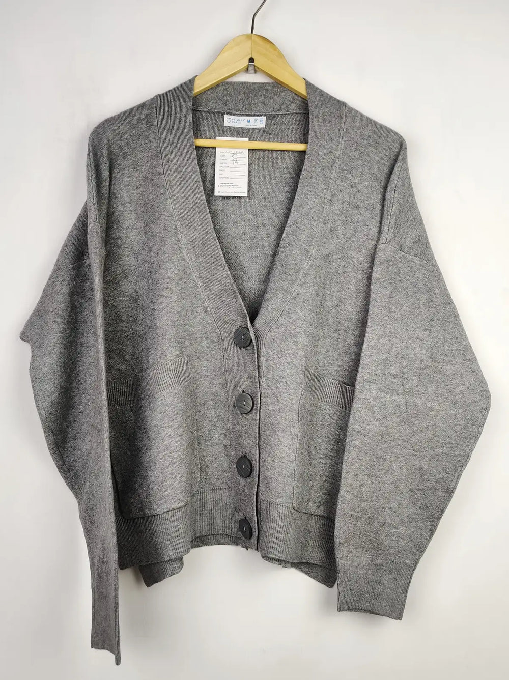 Buy online pre-used pre-loved 100% authentic & Original branded Primark (LS-13484) available in Pakistan. Top international brands avilable.