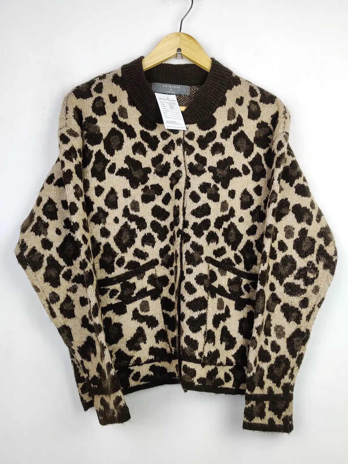 Buy online pre-used pre-loved 100% authentic & Original branded Primark (LS-13486) available in Pakistan. Top international brands avilable.