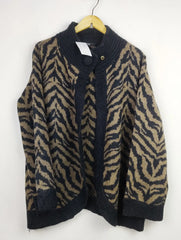 Buy online pre-used pre-loved 100% authentic & Original branded Marks & Spencer (LS-13489) available in Pakistan. Top international brands avilable.