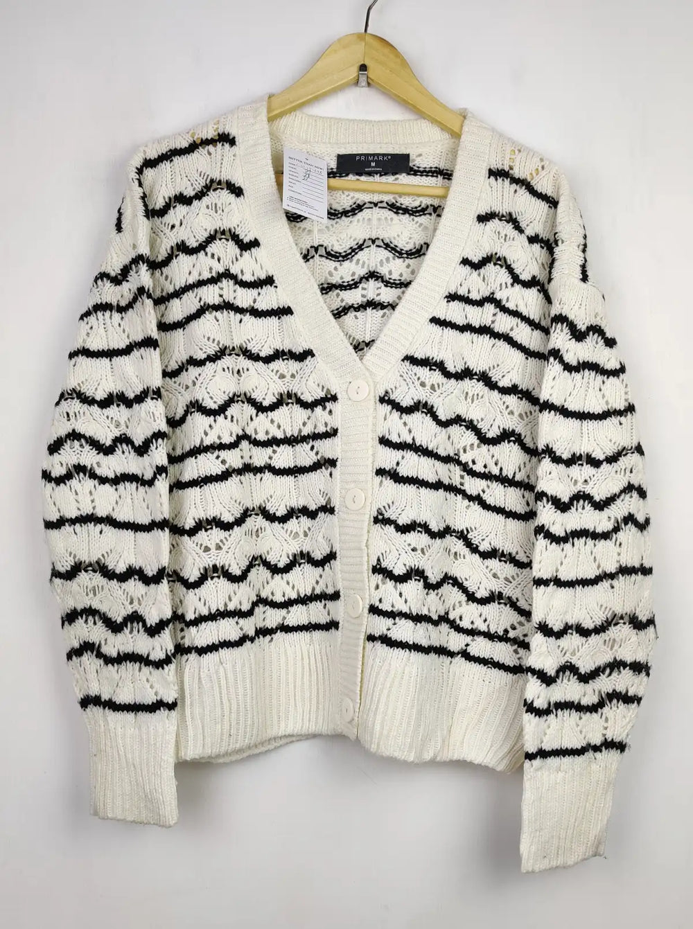 Buy online pre-used pre-loved 100% authentic & Original branded Primark (LS-13498) available in Pakistan. Top international brands avilable.