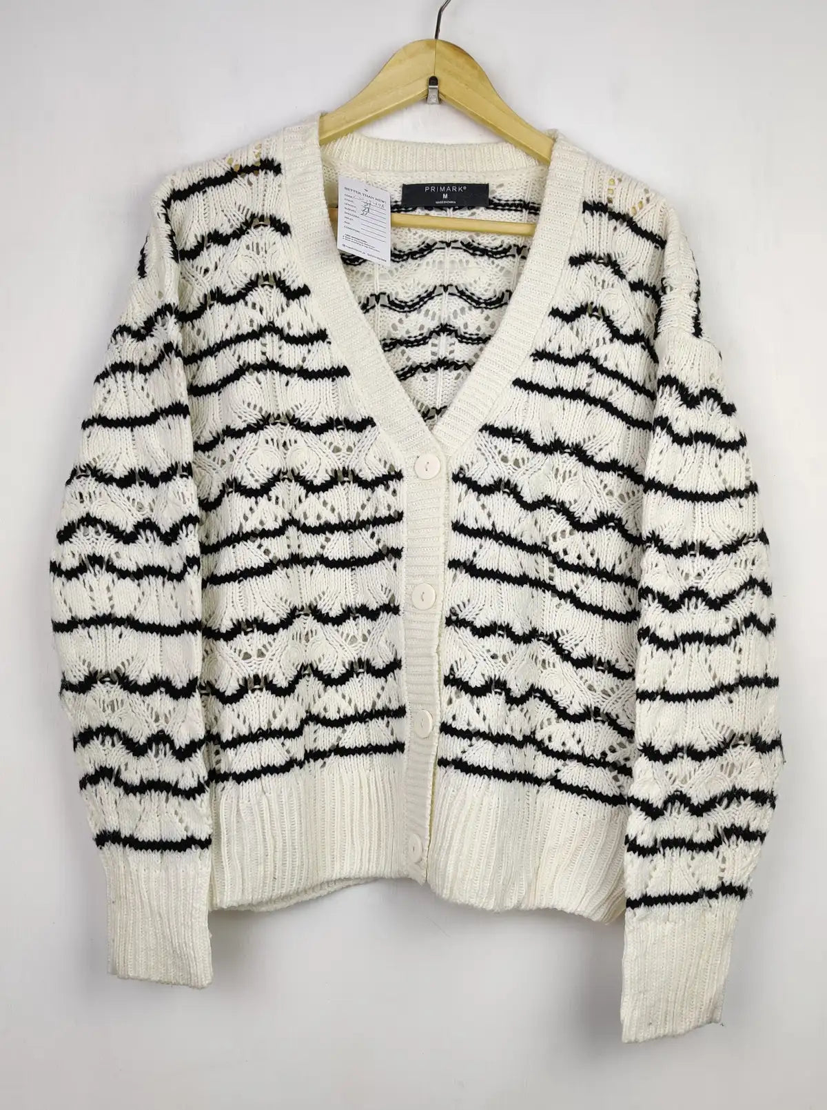 Buy online pre-used pre-loved 100% authentic & Original branded Primark (LS-13498) available in Pakistan. Top international brands avilable.