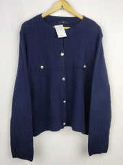 Buy online pre-used pre-loved 100% authentic & Original branded F&F (LS-13508) available in Pakistan. Top international brands avilable.