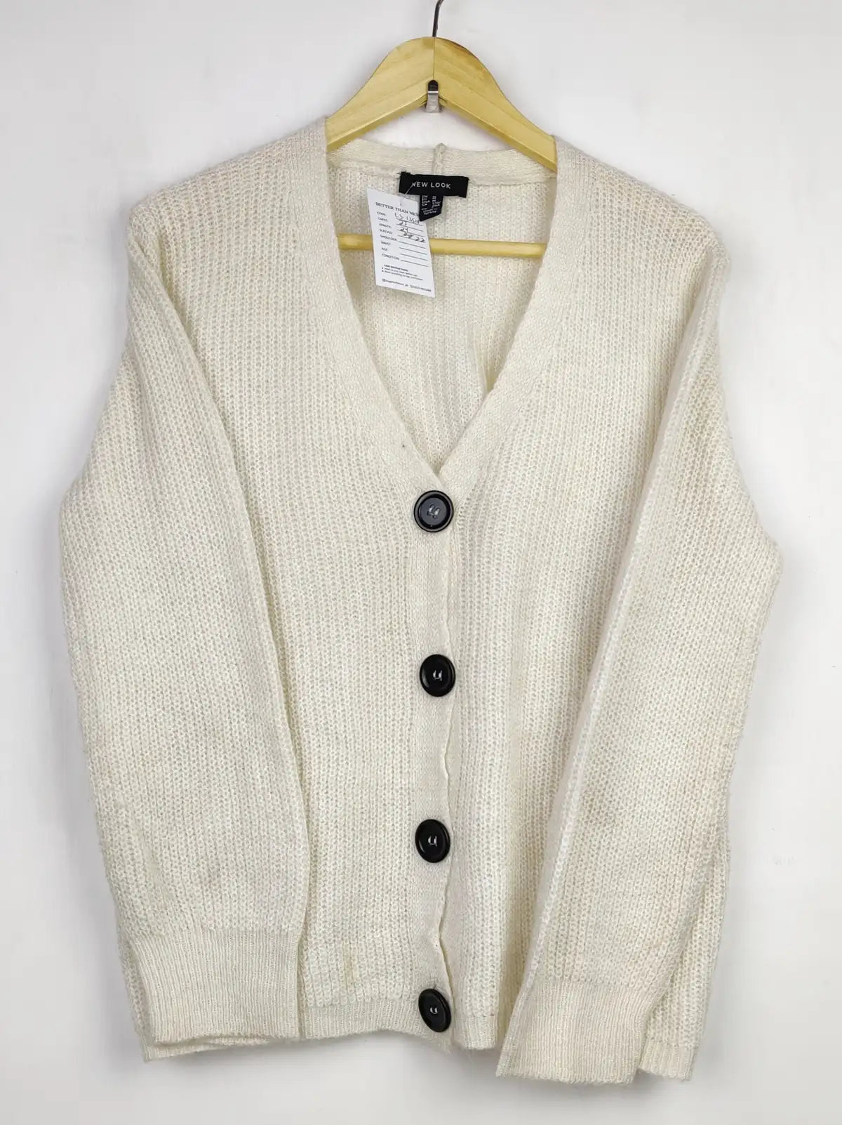 Buy online pre-used pre-loved 100% authentic & Original branded New Look (LS-13518) available in Pakistan. Top international brands avilable.