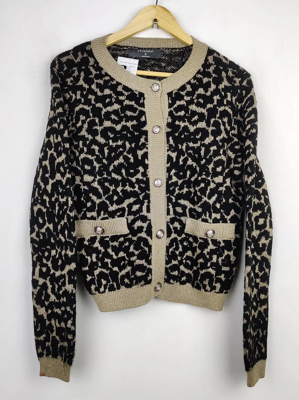 Buy online pre-used pre-loved 100% authentic & Original branded Primark (LS-13526) available in Pakistan. Top international brands avilable.