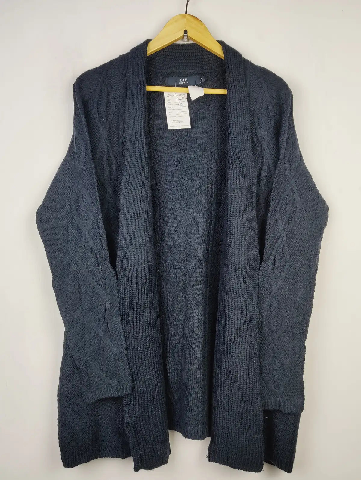 Buy online pre-used pre-loved 100% authentic & Original branded Essentials (LS-13532) available in Pakistan. Top international brands avilable.