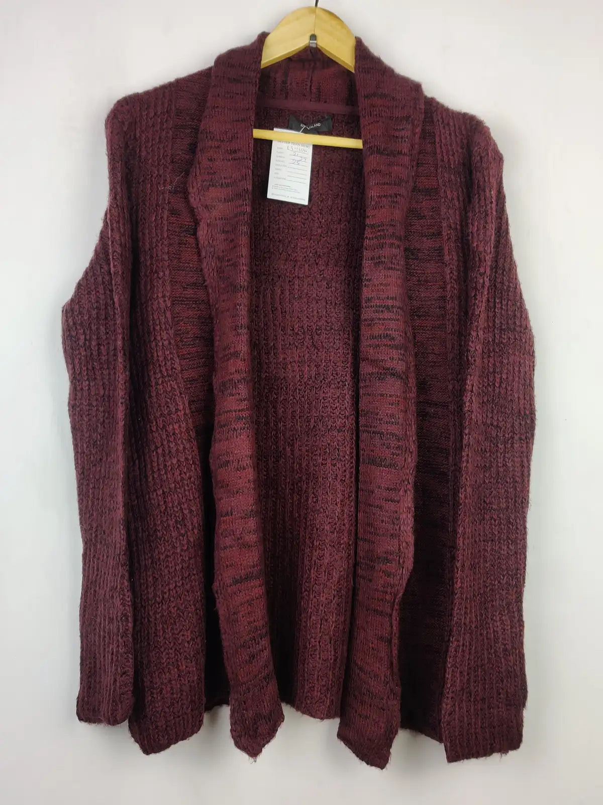Buy online pre-used pre-loved 100% authentic & Original branded River Island (LS-13540) available in Pakistan. Top international brands avilable.