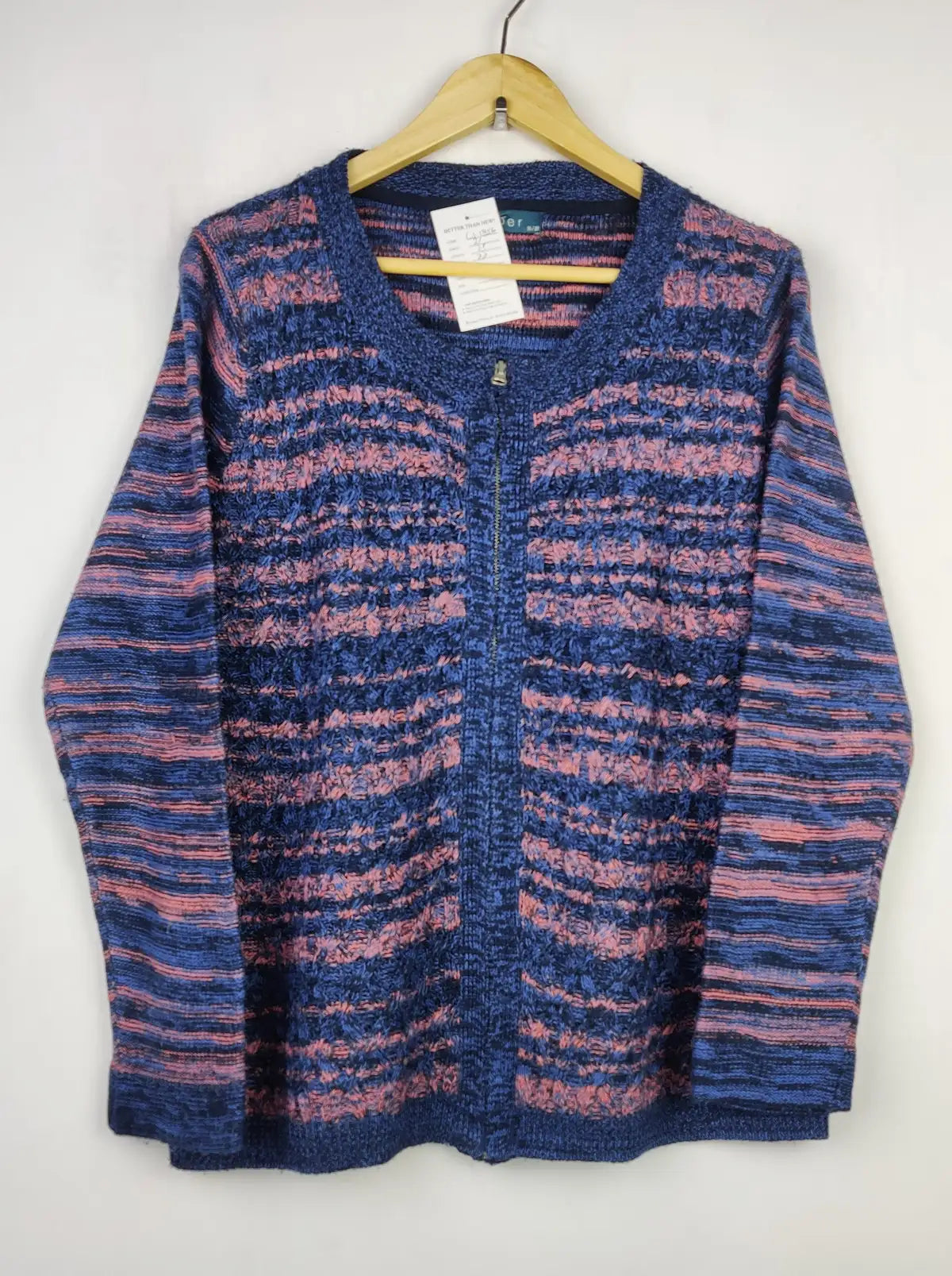 Buy online pre-used pre-loved 100% authentic & Original branded Amber (LS-13560) available in Pakistan. Top international brands avilable.