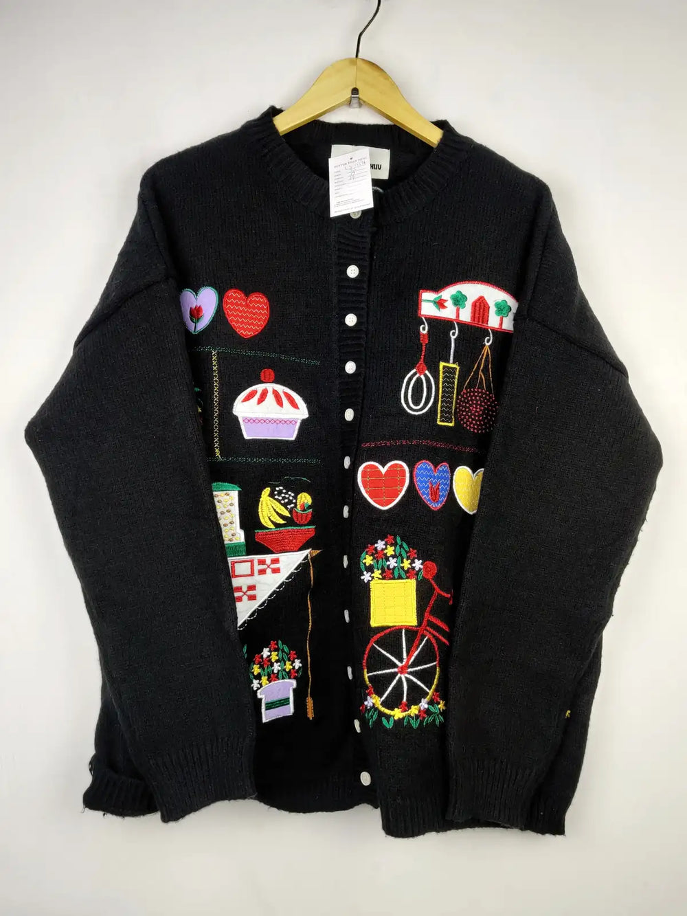 Buy online pre-used pre-loved 100% authentic & Original branded Jennifer (LS-13576) available in Pakistan. Top international brands avilable.