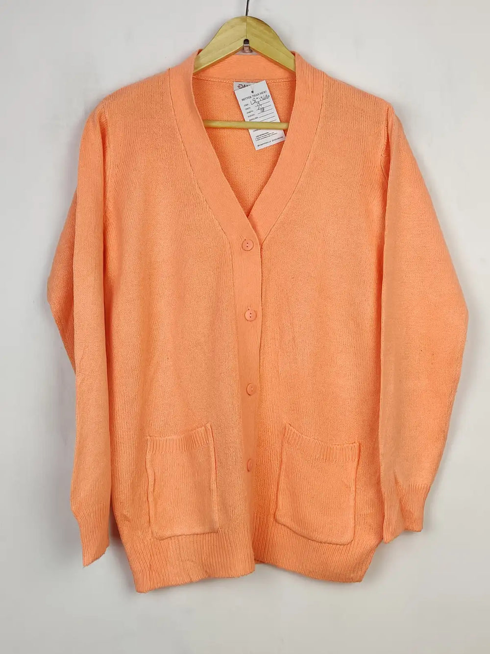 Buy online pre-used pre-loved 100% authentic & Original branded Damart (LS-13690) available in Pakistan. Top international brands avilable.