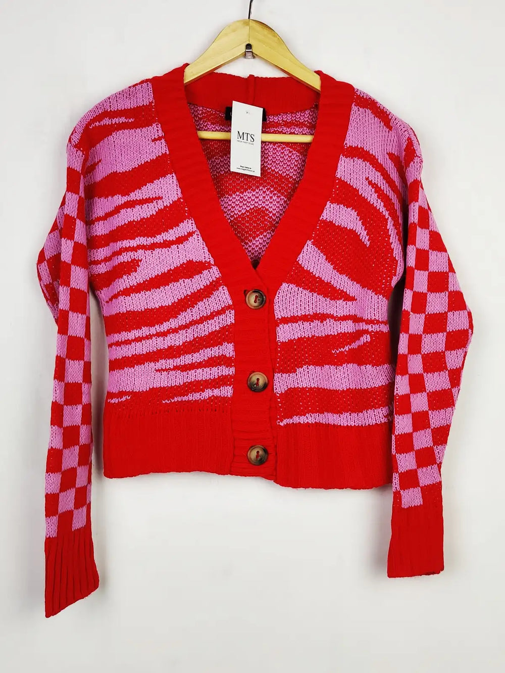 Buy online pre-used pre-loved 100% authentic & Original branded Urban Dream (LS-13710) available in Pakistan. Top international brands avilable.