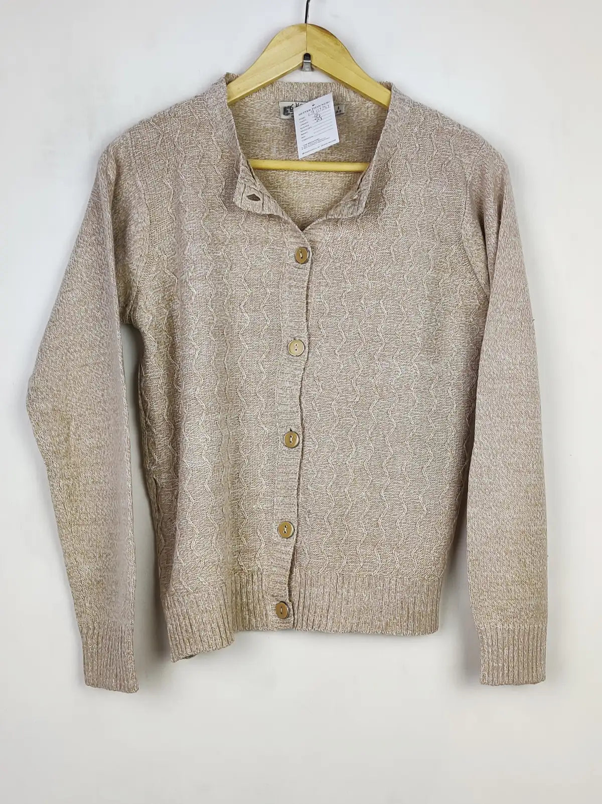 Buy online pre-used pre-loved 100% authentic & Original branded Honor Millburn (LS-13747) available in Pakistan. Top international brands avilable.