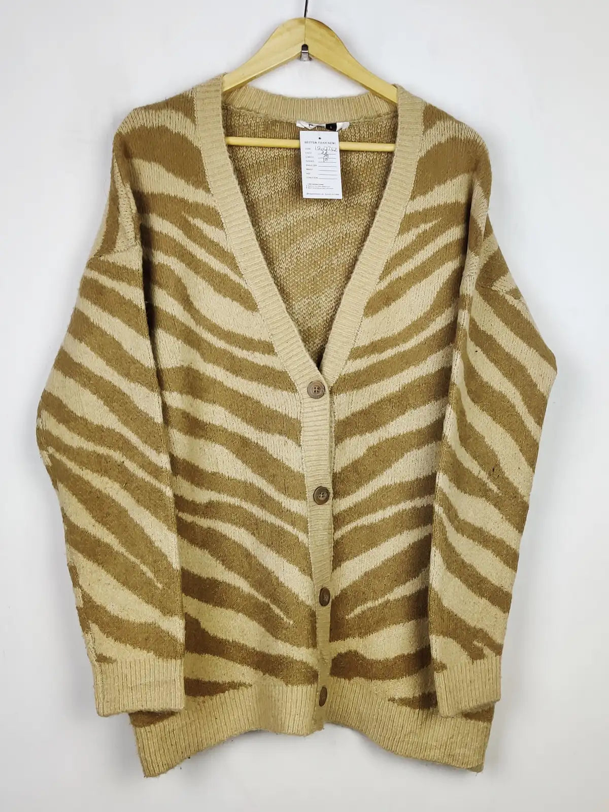 Buy online pre-used pre-loved 100% authentic & Original branded Pep&Co (LS-13752) available in Pakistan. Top international brands avilable.