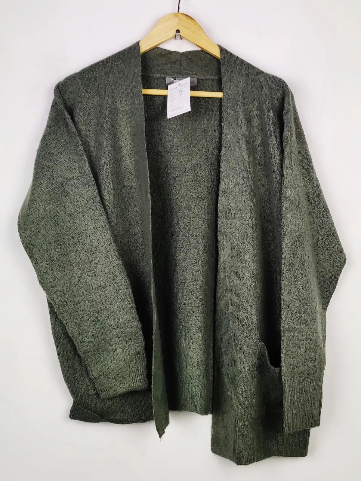 Buy online pre-used pre-loved 100% authentic & Original branded Nutmeg (LS-13754) available in Pakistan. Top international brands avilable.