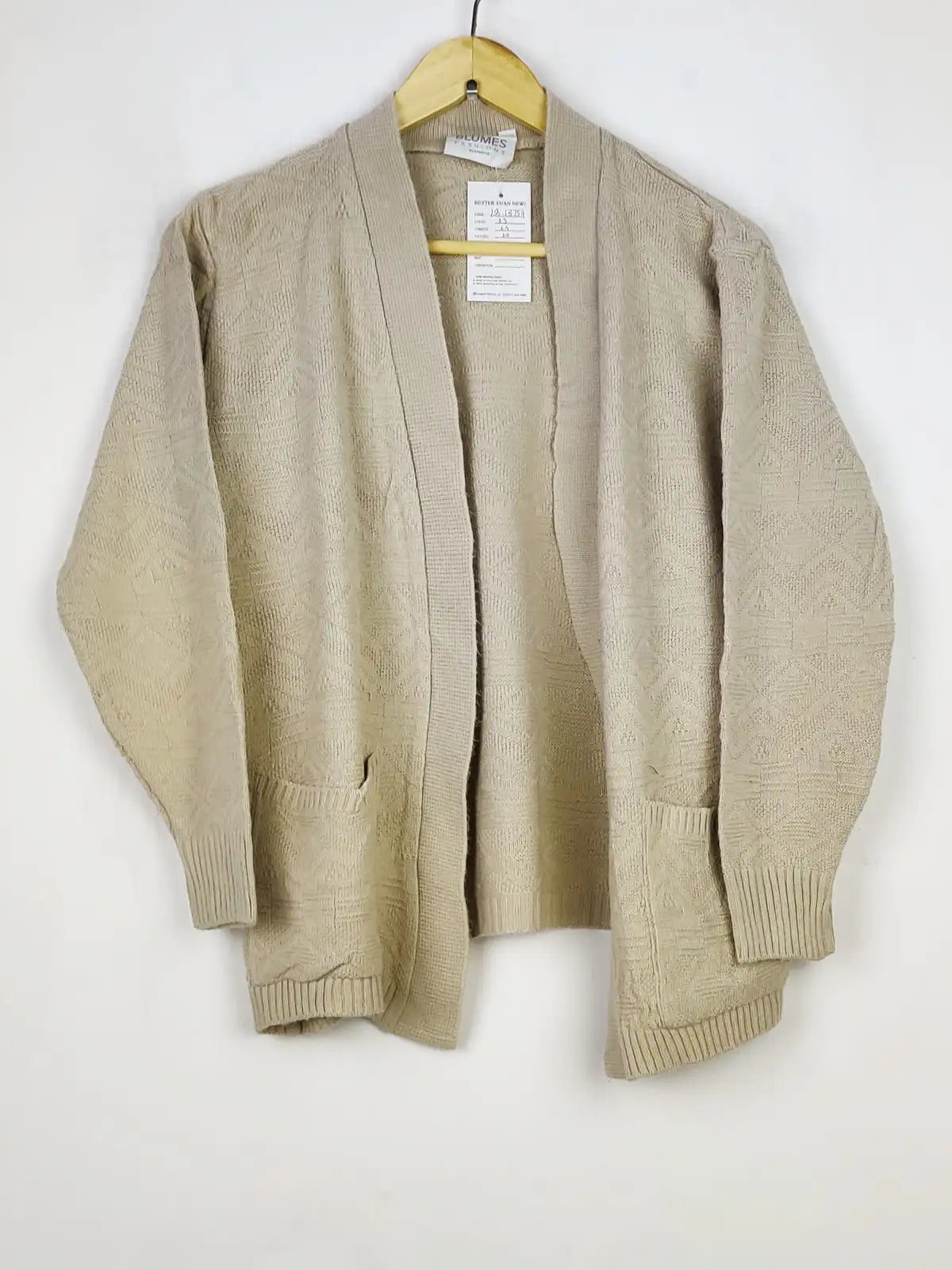 Buy online pre-used pre-loved 100% authentic & Original branded Blumes (LS-13759) available in Pakistan. Top international brands avilable.