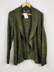 Buy online pre-used pre-loved 100% authentic & Original branded Debenhams (LS-13762) available in Pakistan. Top international brands avilable.