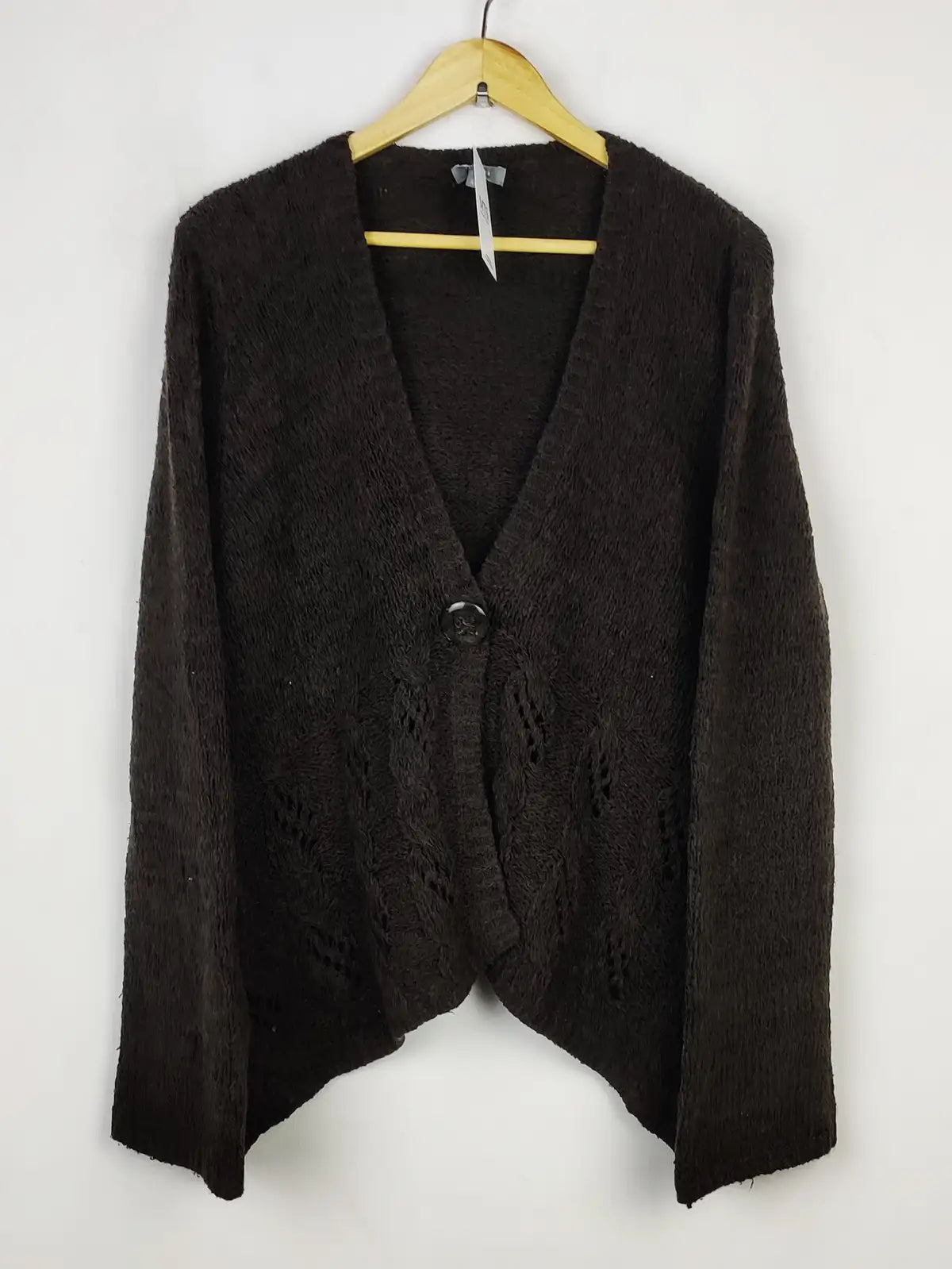 Buy online pre-used pre-loved 100% authentic & Original branded Per Una (LS-13775) available in Pakistan. Top international brands avilable.