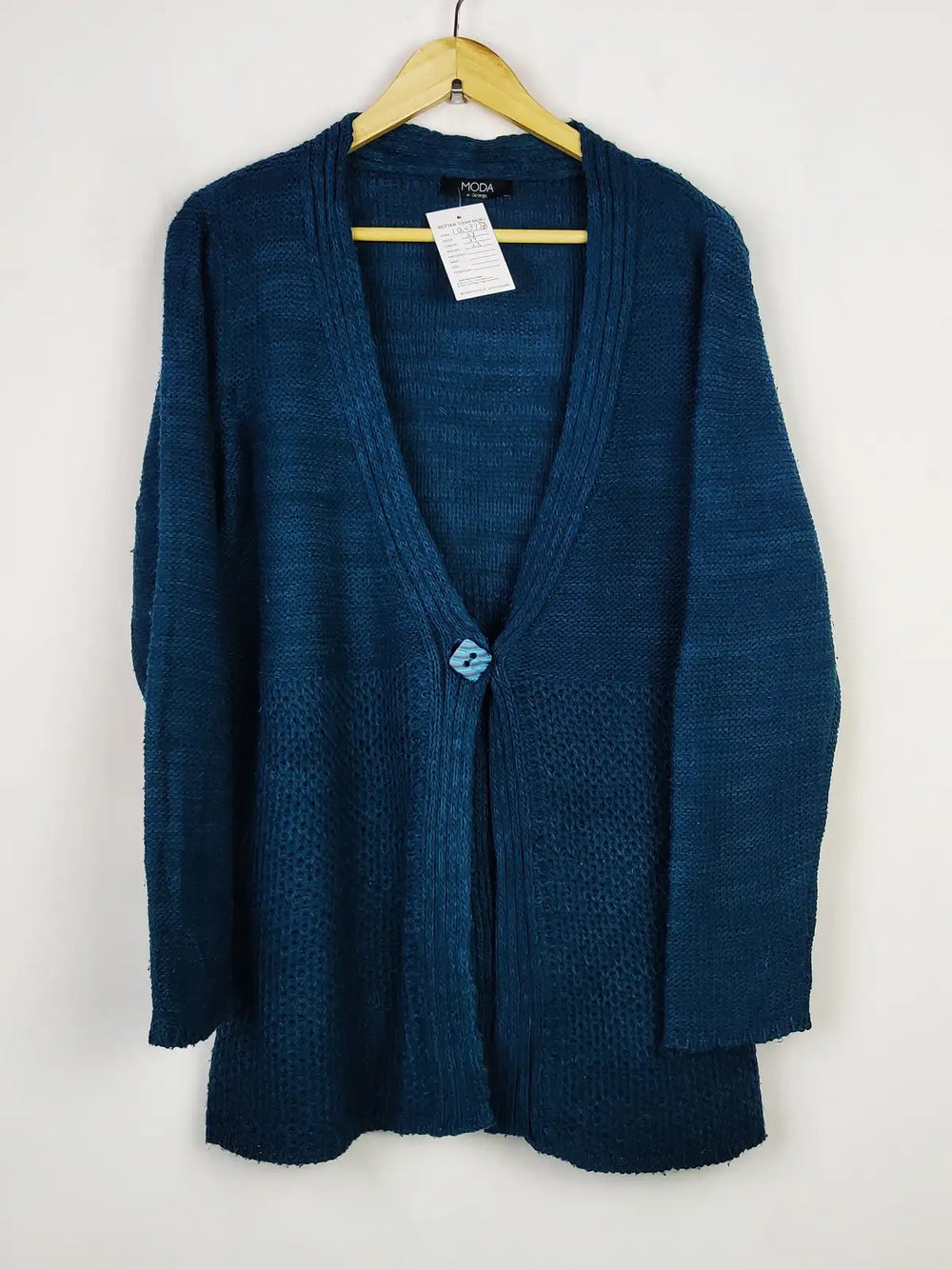 Buy online pre-used pre-loved 100% authentic & Original branded George (LS-13777) available in Pakistan. Top international brands avilable.