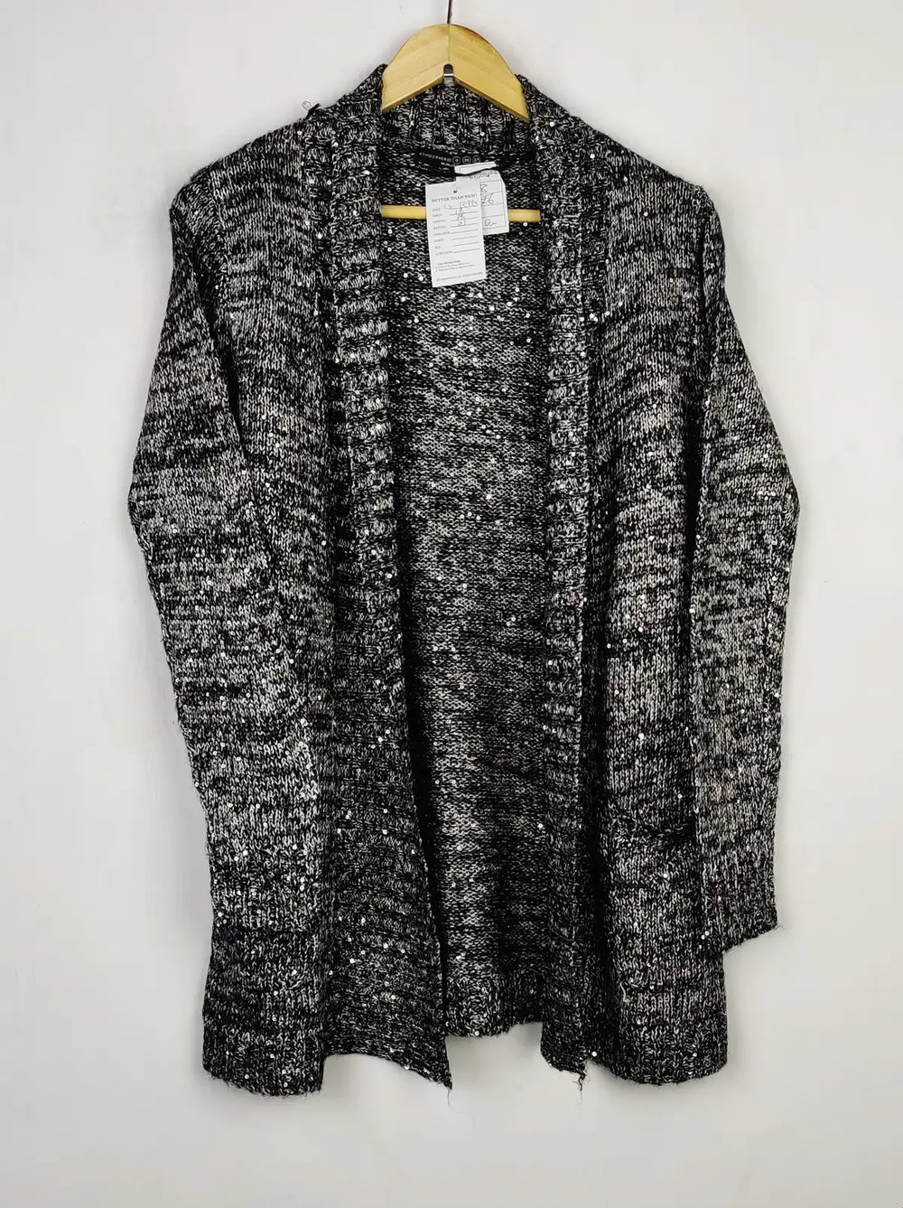 Buy online pre-used pre-loved 100% authentic & Original branded Atmosphere (LS-13814) available in Pakistan. Top international brands avilable.