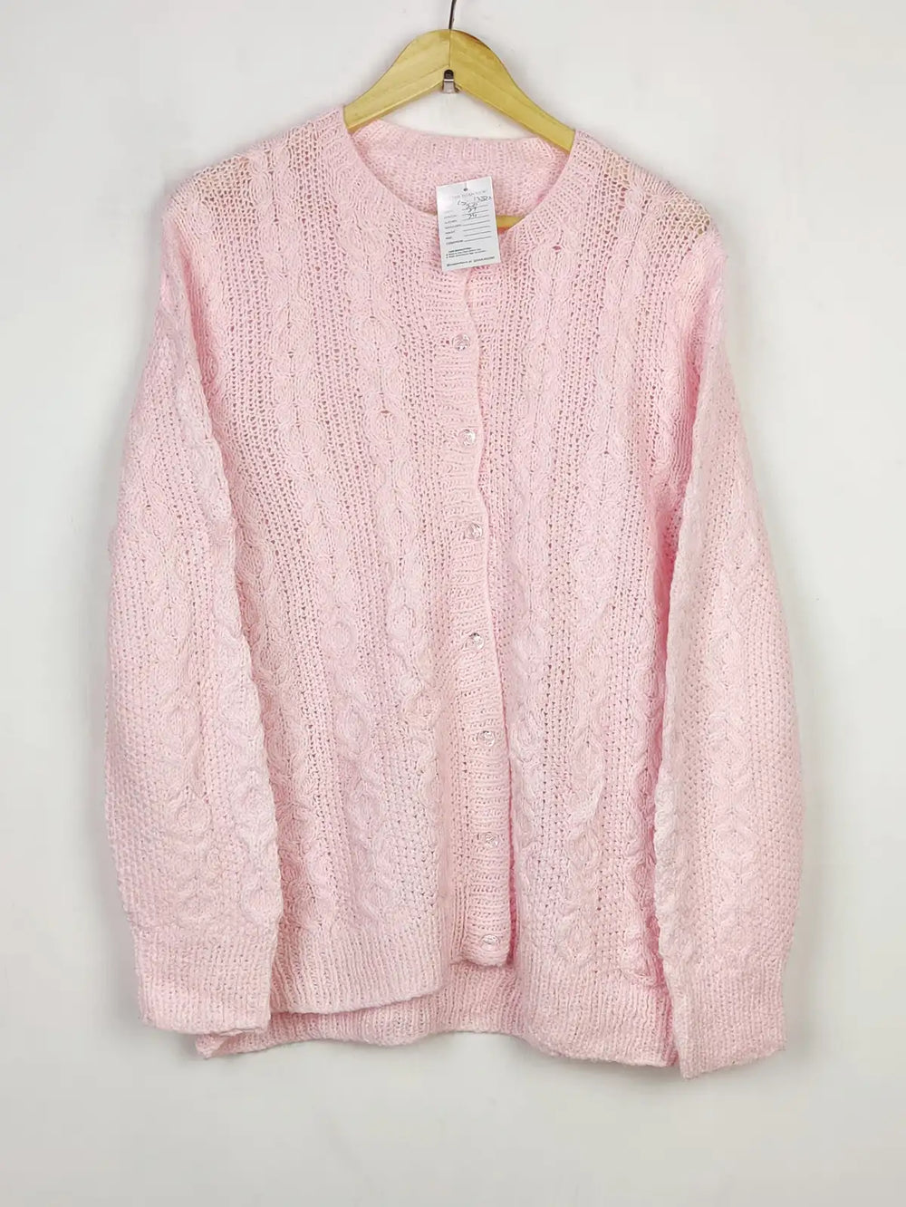 Buy online pre-used pre-loved 100% authentic & Original branded Unknown Brand (LS-13822) available in Pakistan. Top international brands avilable.