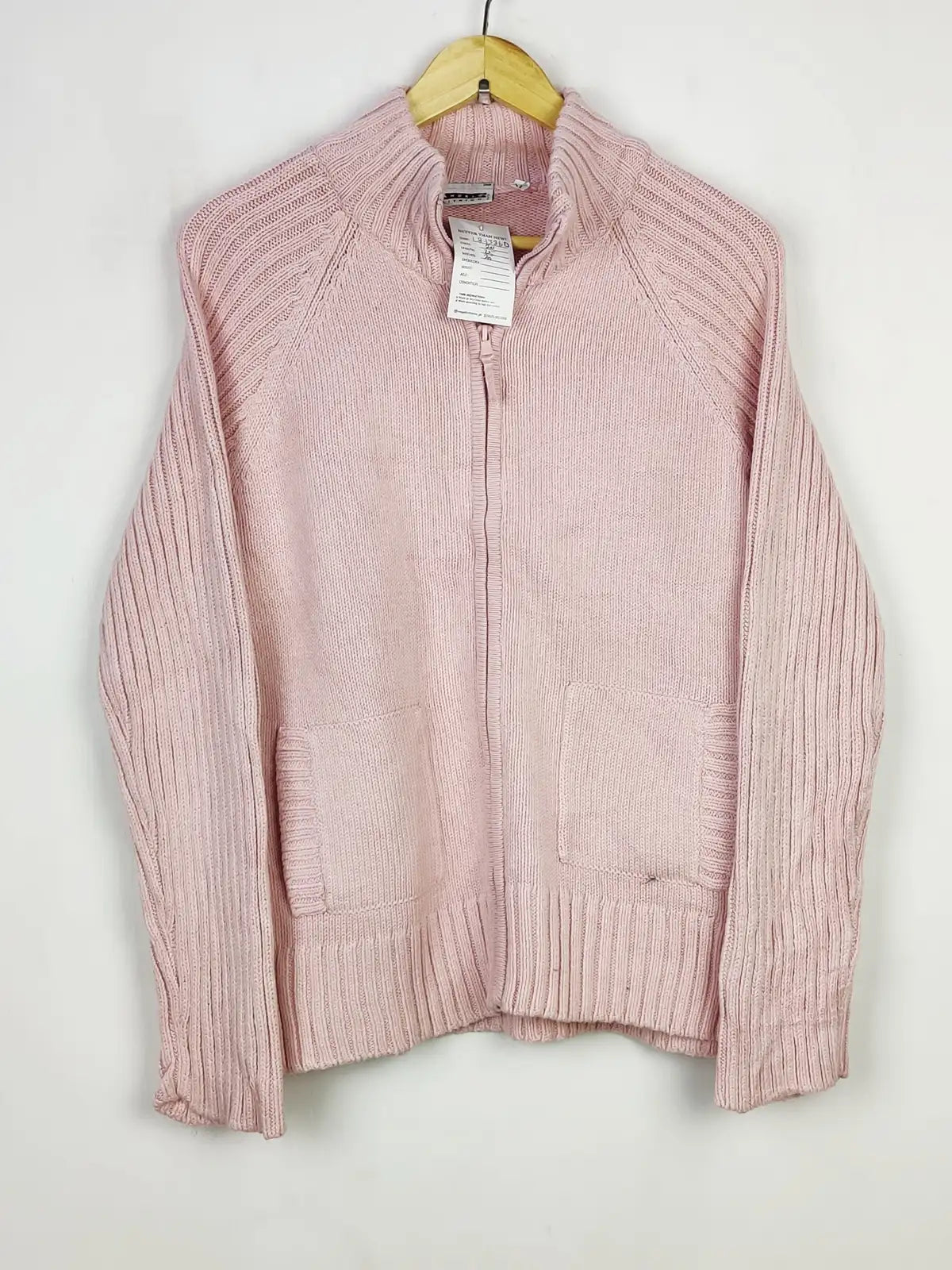 Buy online pre-used pre-loved 100% authentic & Original branded Angelo Litrico (LS-13860) available in Pakistan. Top international brands avilable.